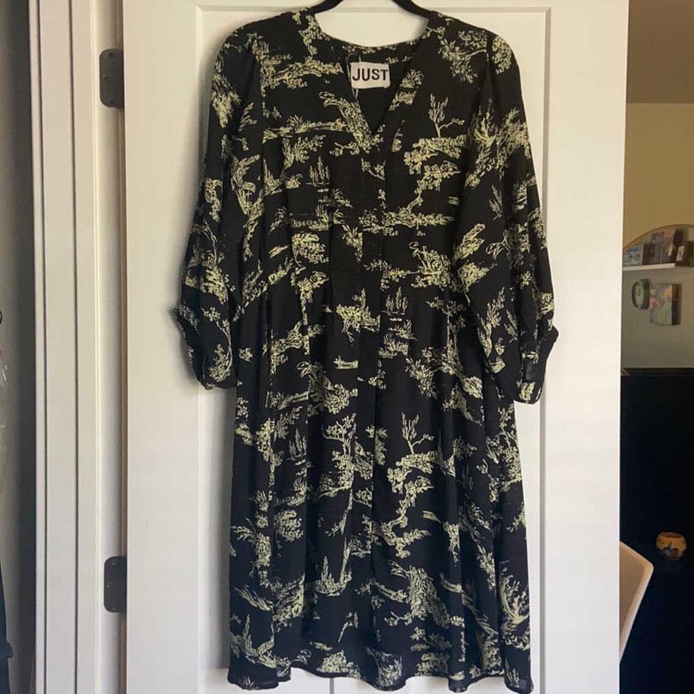 JUST Female Mako pleated dress